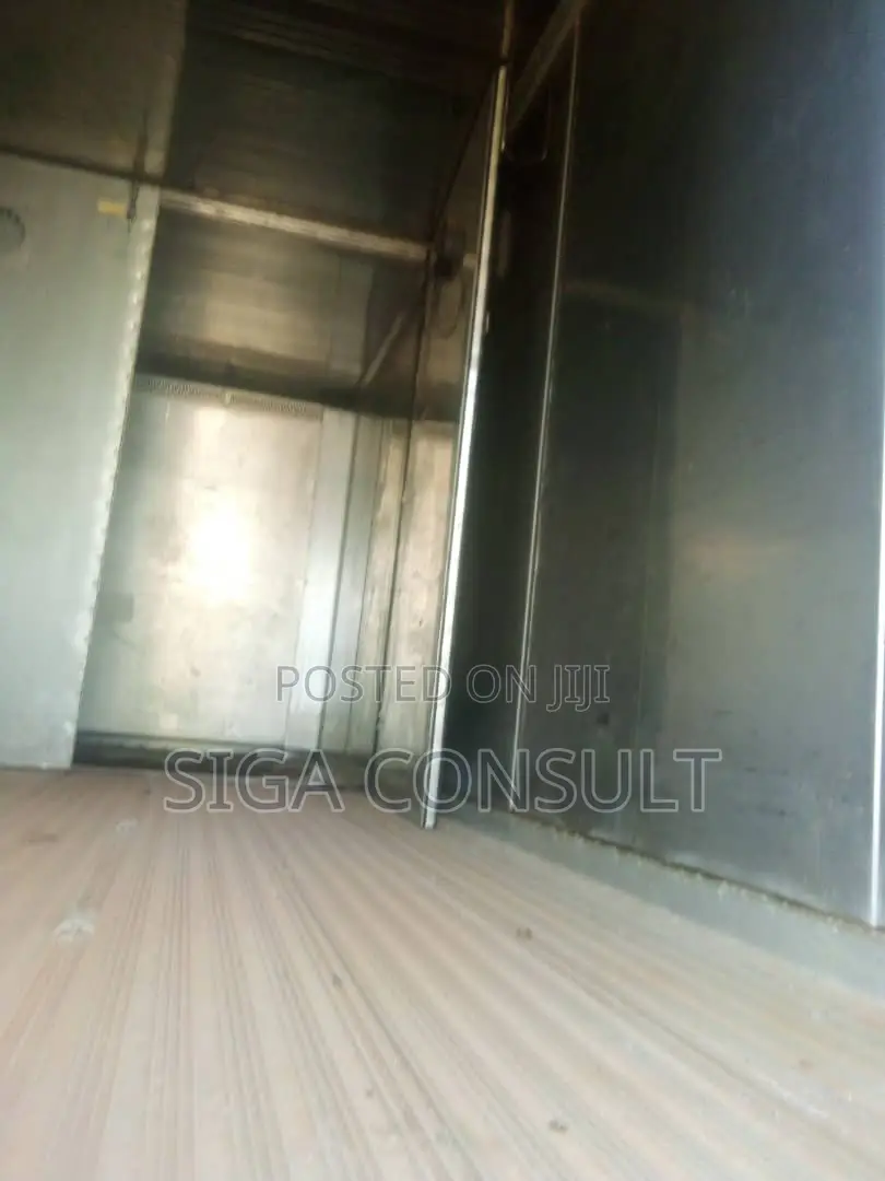 20ft Refrigerated Cargo Container Is Available for Sale