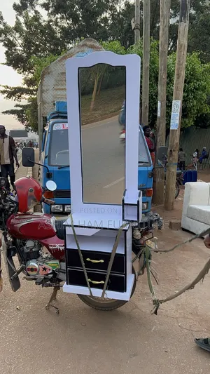Single Vanities and Dressing Mirror