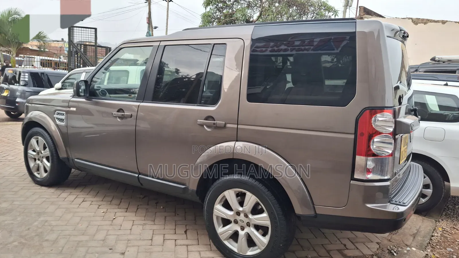 Land Rover Discovery 2012 Silver