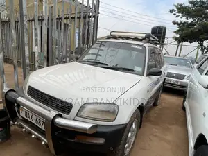 Toyota RAV4 1999 Gray