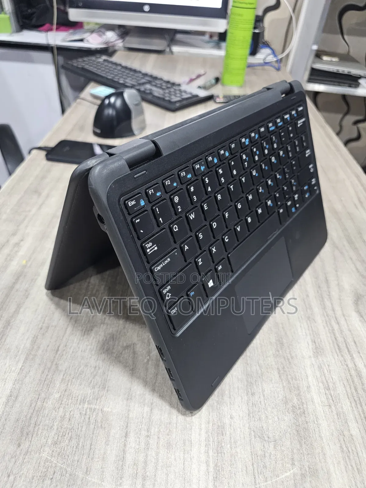 Laptop Dell Latitude 3190 8GB Intel Celeron SSD 128GB