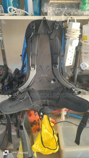 Uk Used Blue and Black Everest Hiking Backpack.