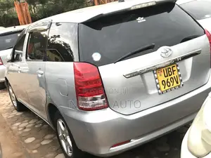 Toyota Wish 2007 Silver