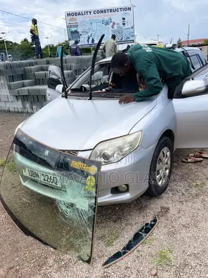 Fielder 2007-2012 Windscreen Glass