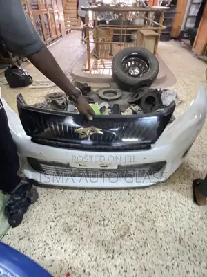 Harrier Hybrid 2013-Bumper Grill
