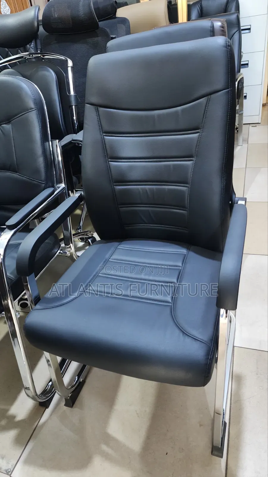 Visitor, Visitor Chair