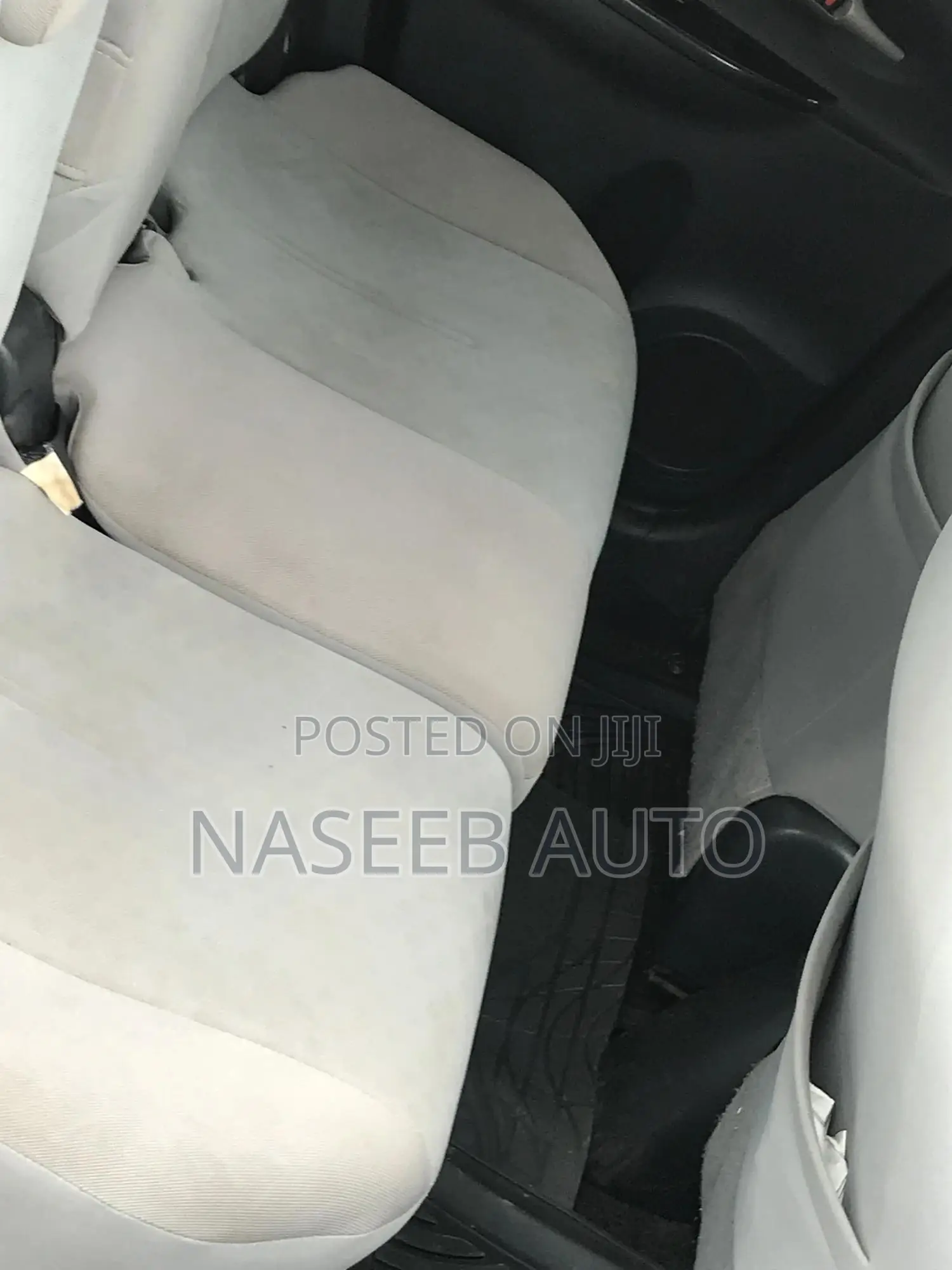 Toyota IST 2008 Maroon
