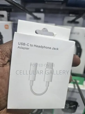 Usb-C to Headphone Jack Adapter