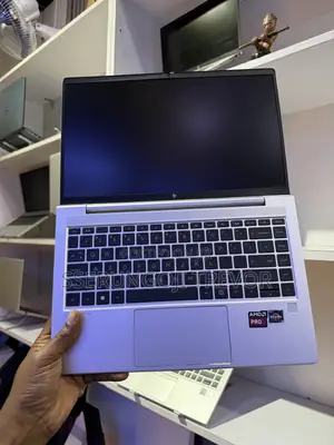 Laptop HP EliteBook 645 G9 16GB AMD Ryzen 7 SSHD+SSD 512GB