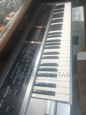 Roland Gw-7workstation