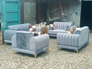 Simple Sofa Set