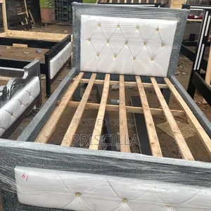 Bed 5by6 White Gray Bed
