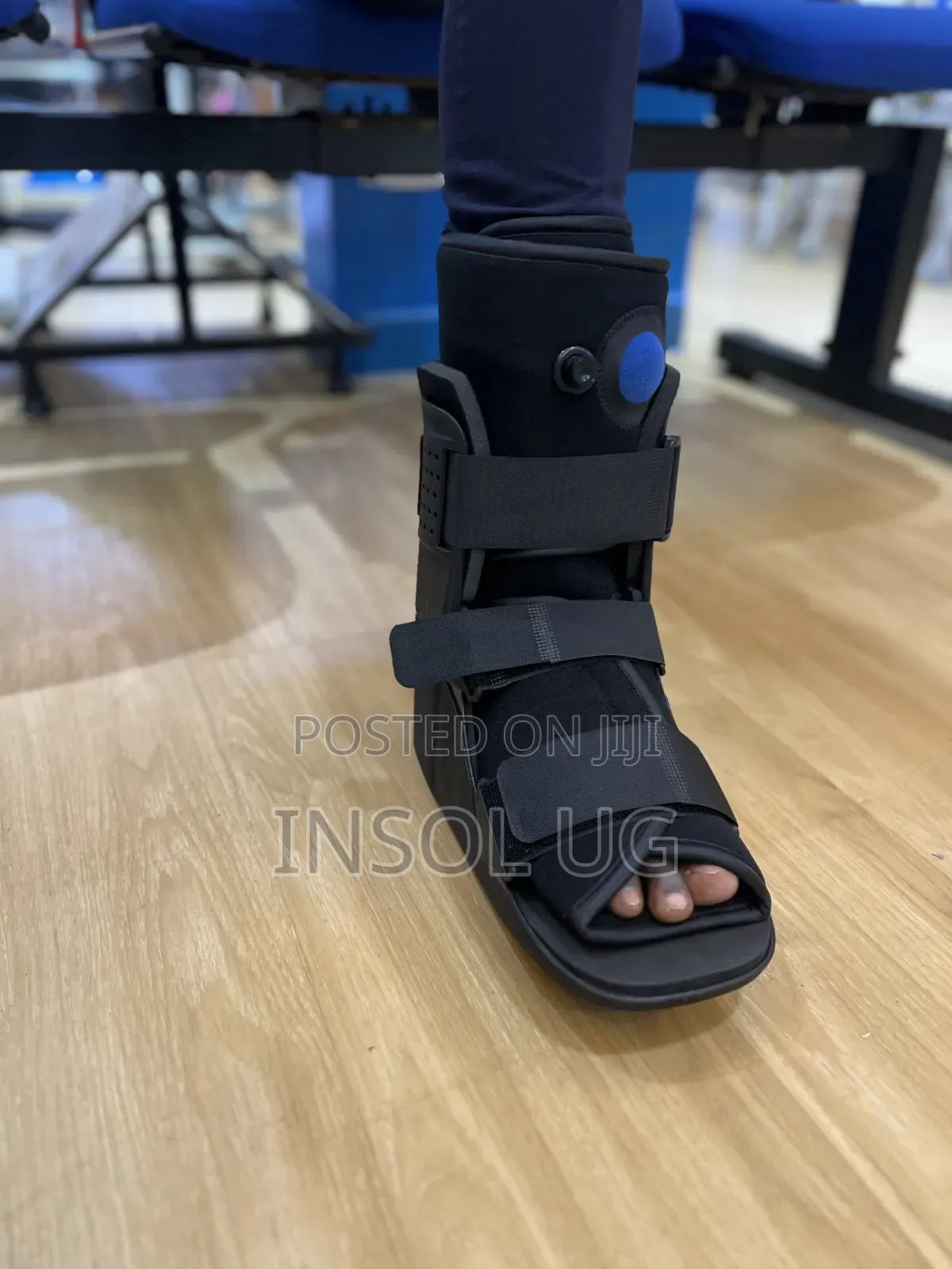 Air Cast Walker Boot
