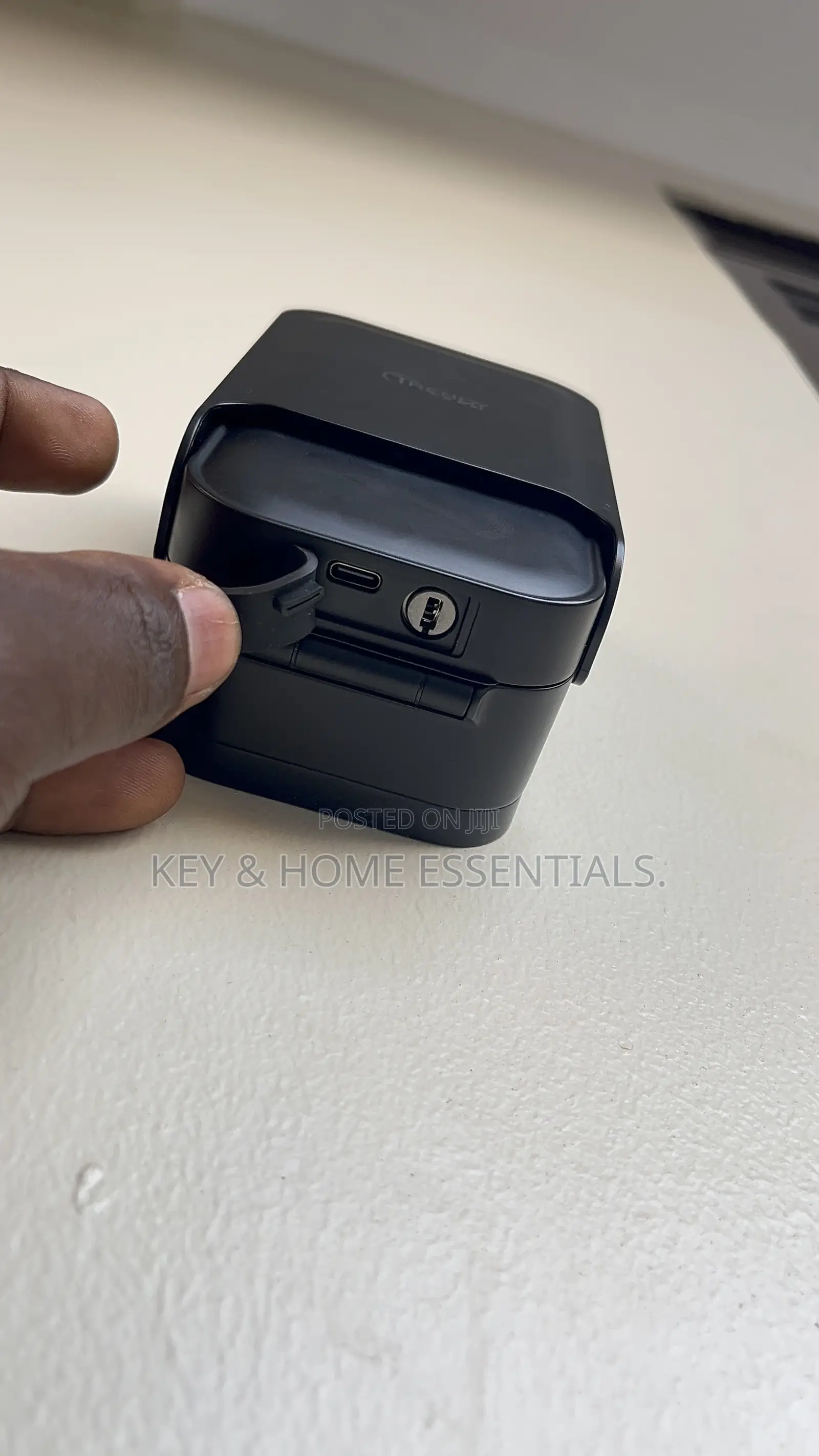 Smart Key Box for Airbnbs, Homes Offices