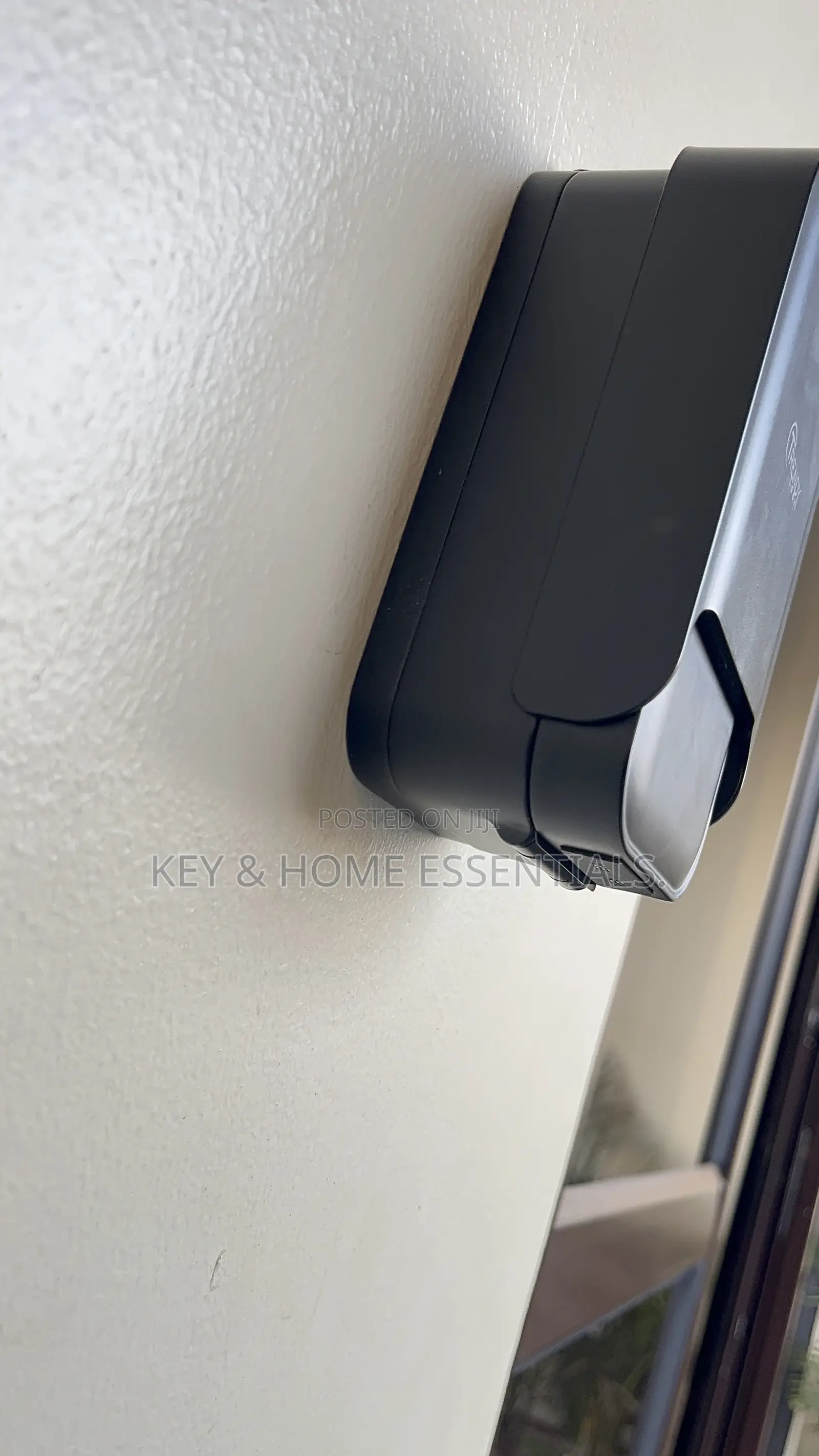 Smart Key Box for Airbnbs, Homes Offices