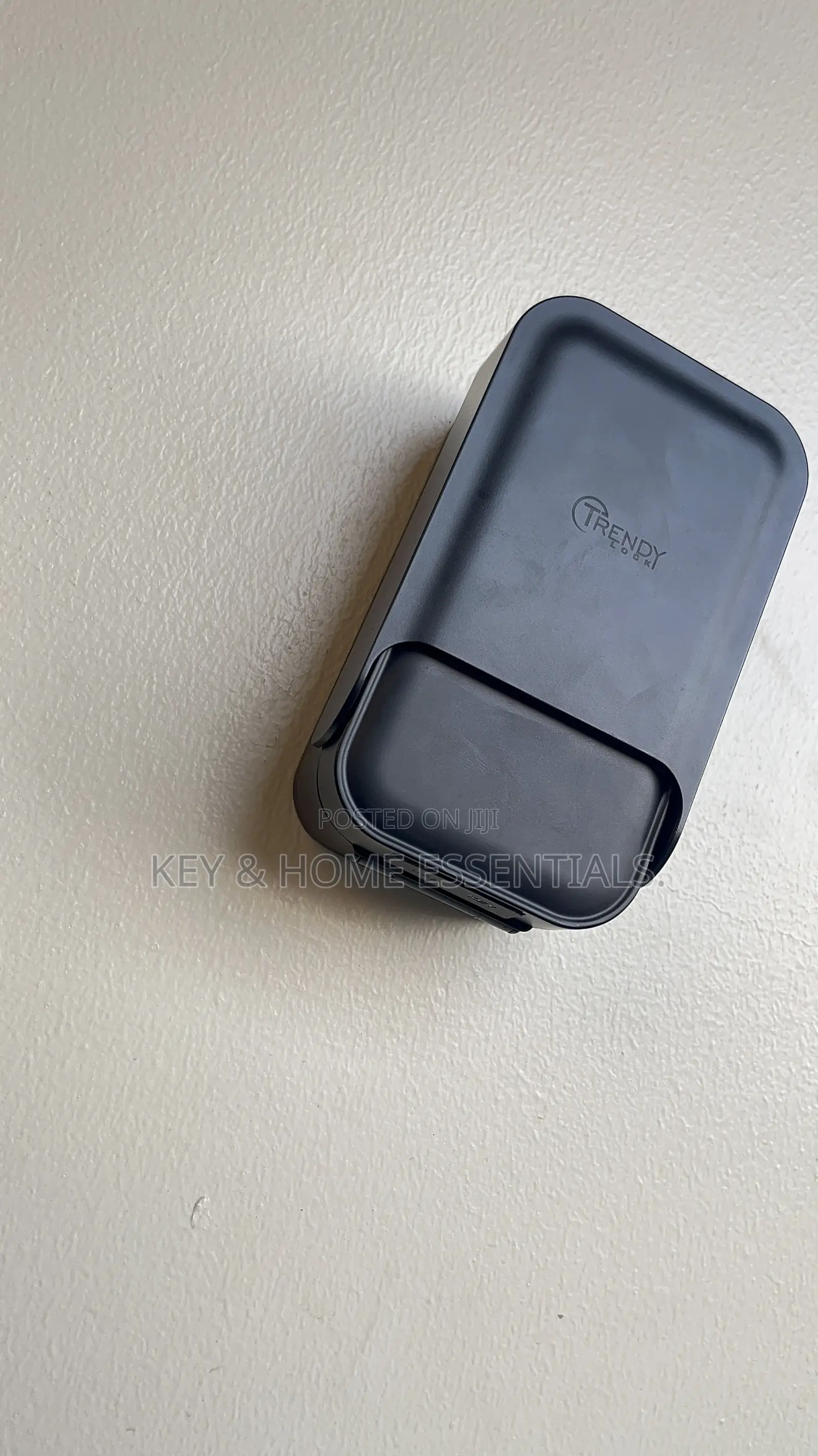 Smart Key Box for Airbnbs, Homes Offices