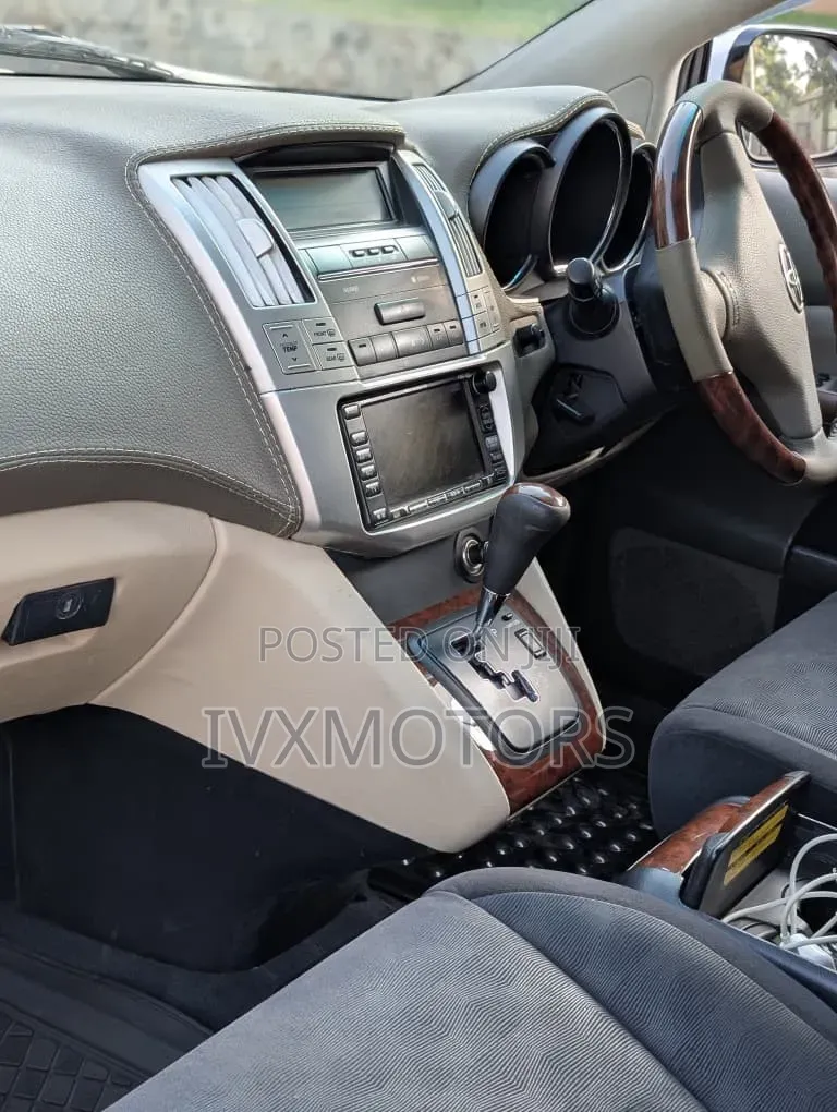 Toyota Harrier 2008 White