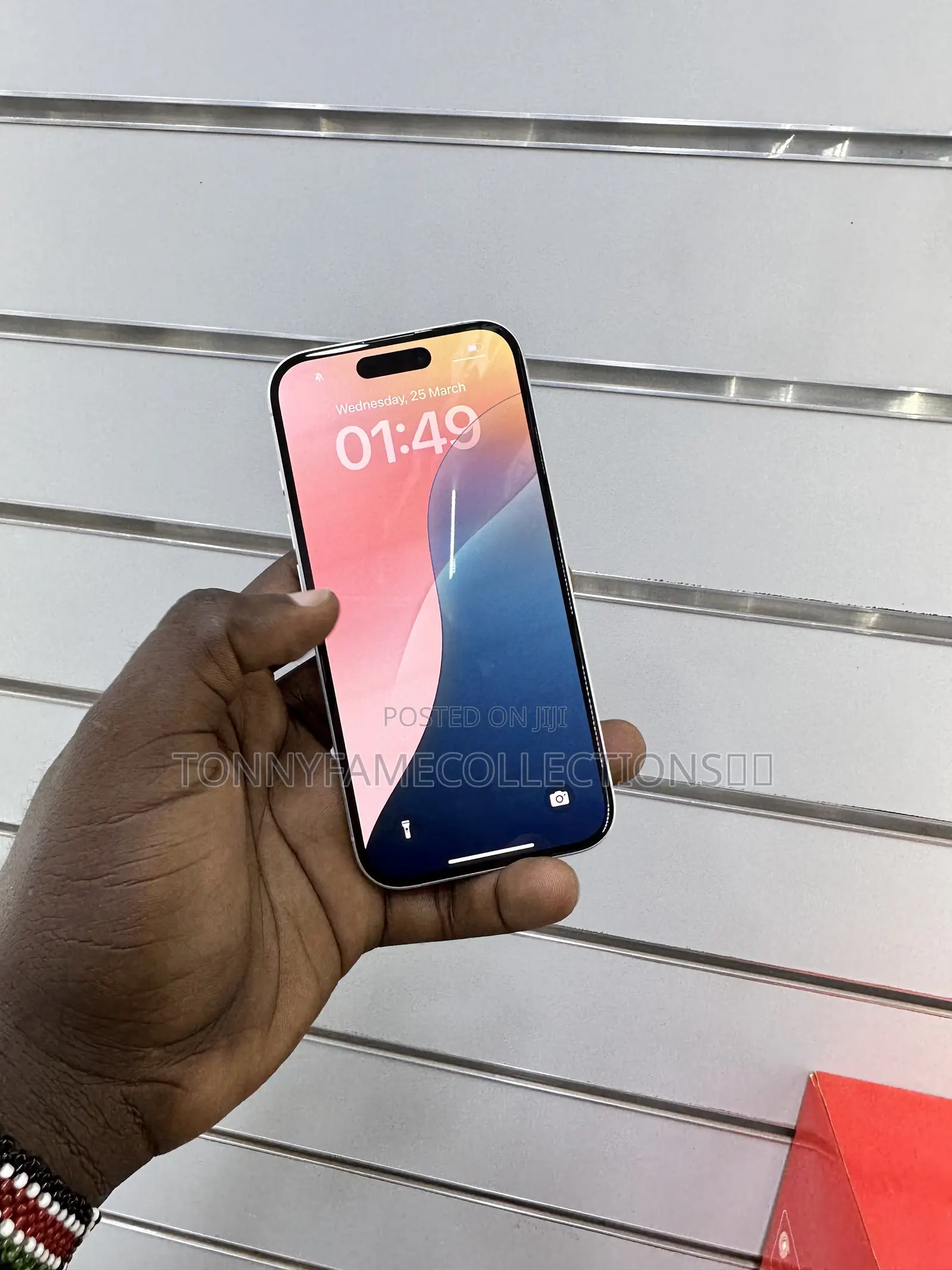 Apple iPhone 16 128 GB Silver