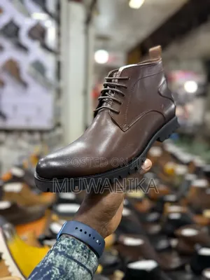 Clarcks Men's Premium Brown Leather Ankle Boots