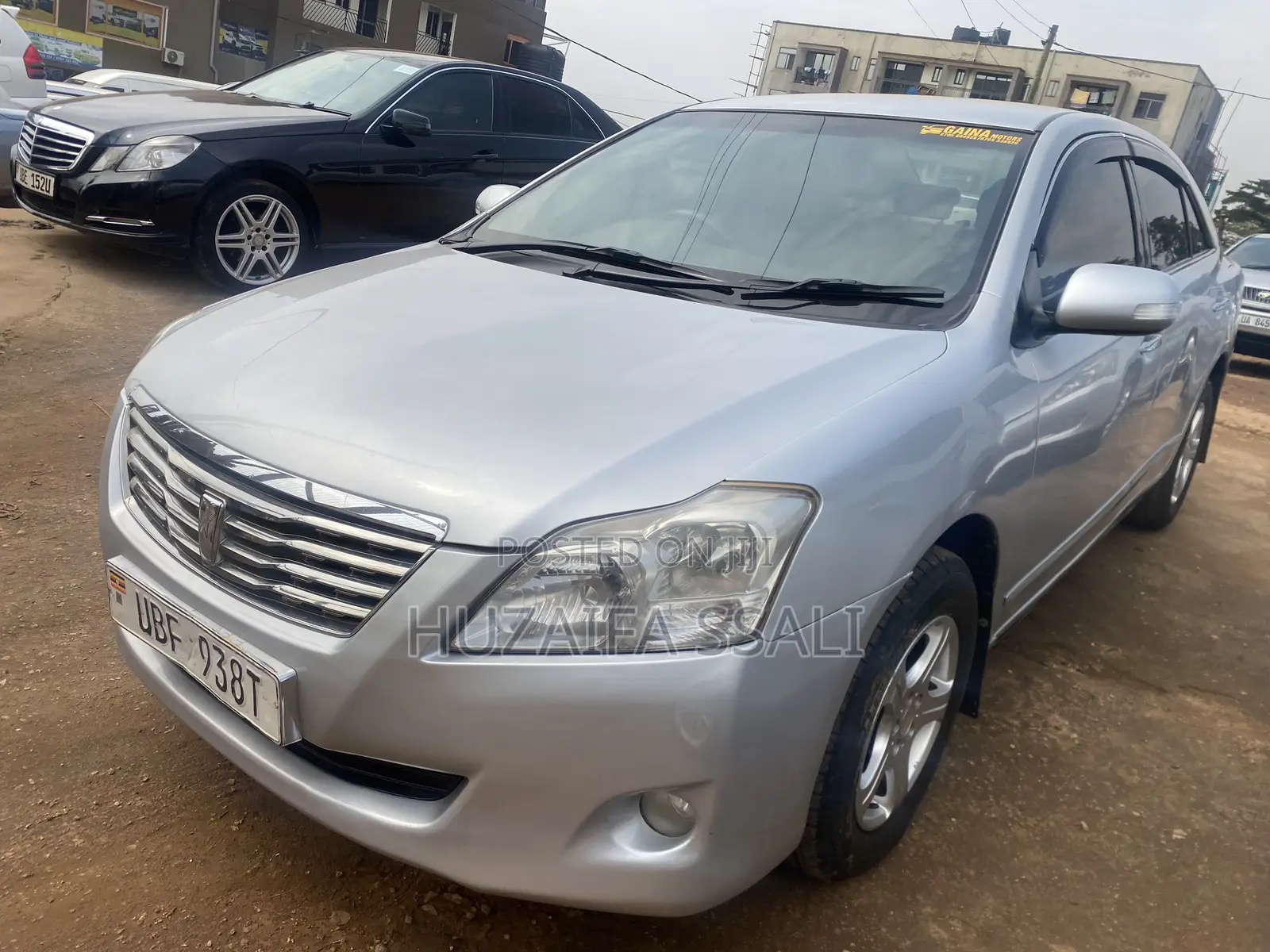 Toyota Premio 2011 Silver