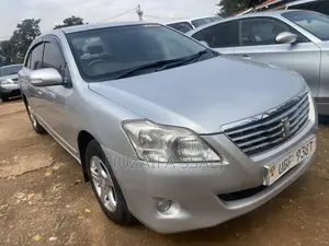 Toyota Premio 2011 Silver