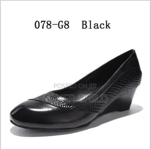 Women's Black Patent Leather Textured Wedge Pump