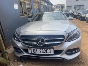 Mercedes-Benz C180 2018 White
