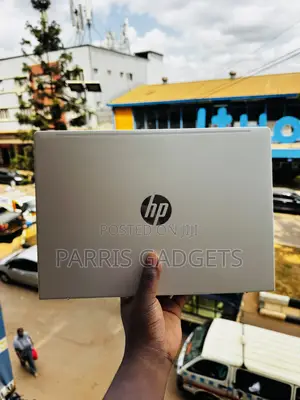 New Laptop HP ProBook 440 16GB Intel Core Ultra 7 SSD 512GB