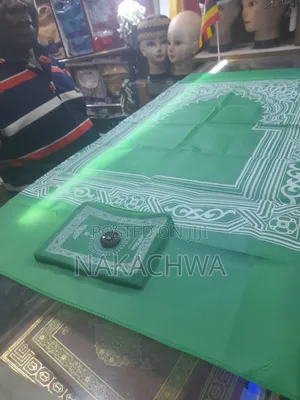 Pocket Prayer Mat With Acampus