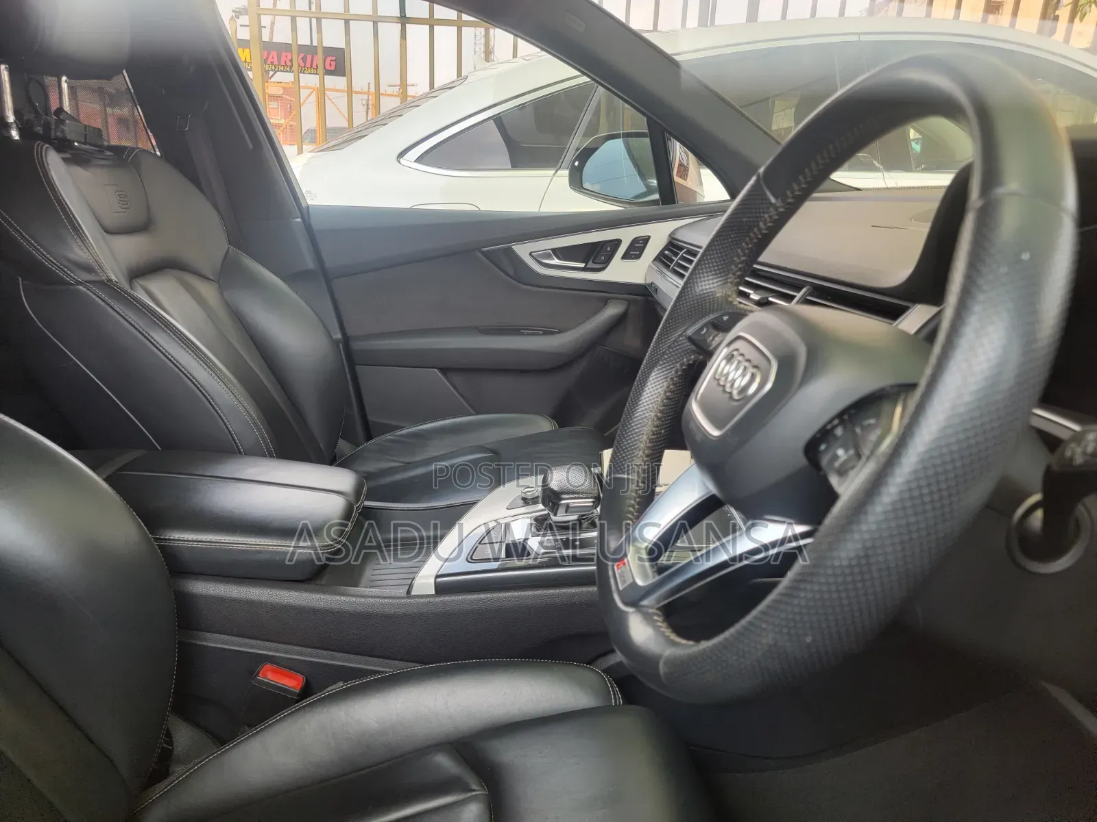 Audi Q7 2022 Gray