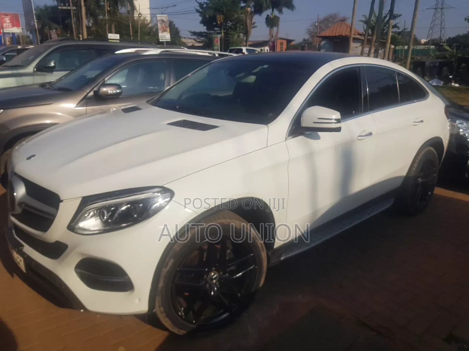 Mercedes-Benz GLE-Class 2017 White