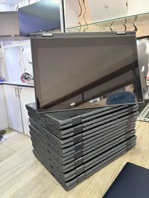 New Laptop Lenovo 300e 4GB Intel SSD 128GB