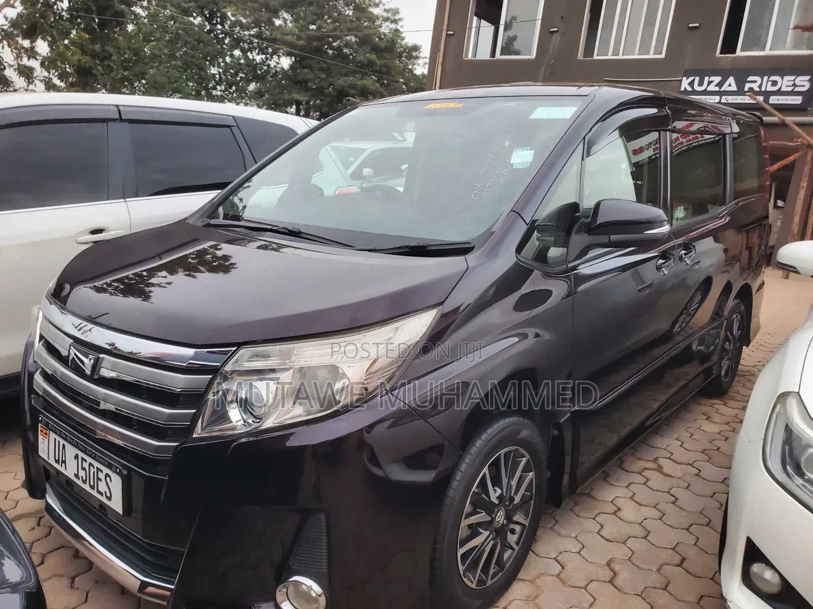 Toyota Noah 2014 Black
