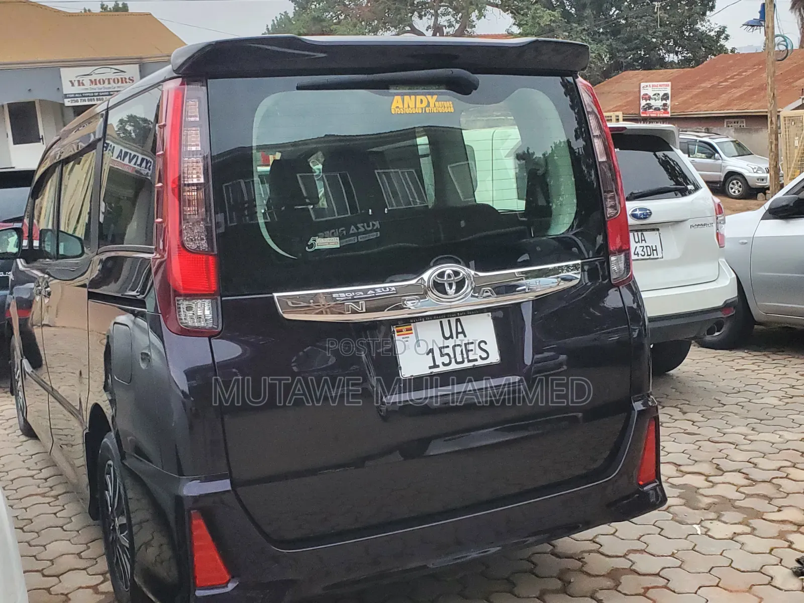 Toyota Noah 2014 Black