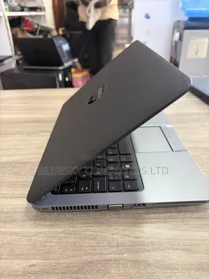 Laptop HP EliteBook 820 8GB Intel Core i5 HDD 500GB