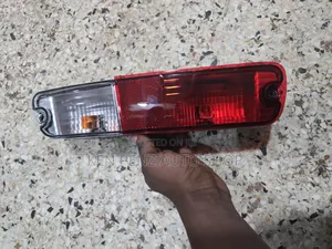 Mitsubishi Pajero V73 - V77 Rear Bumper Reflector