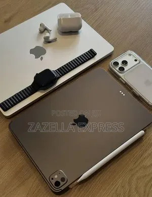 New Apple iPad Pro 13 (2025) 256 GB Black