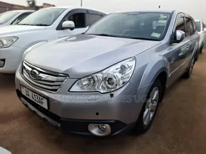 Subaru Outback 2011 Silver