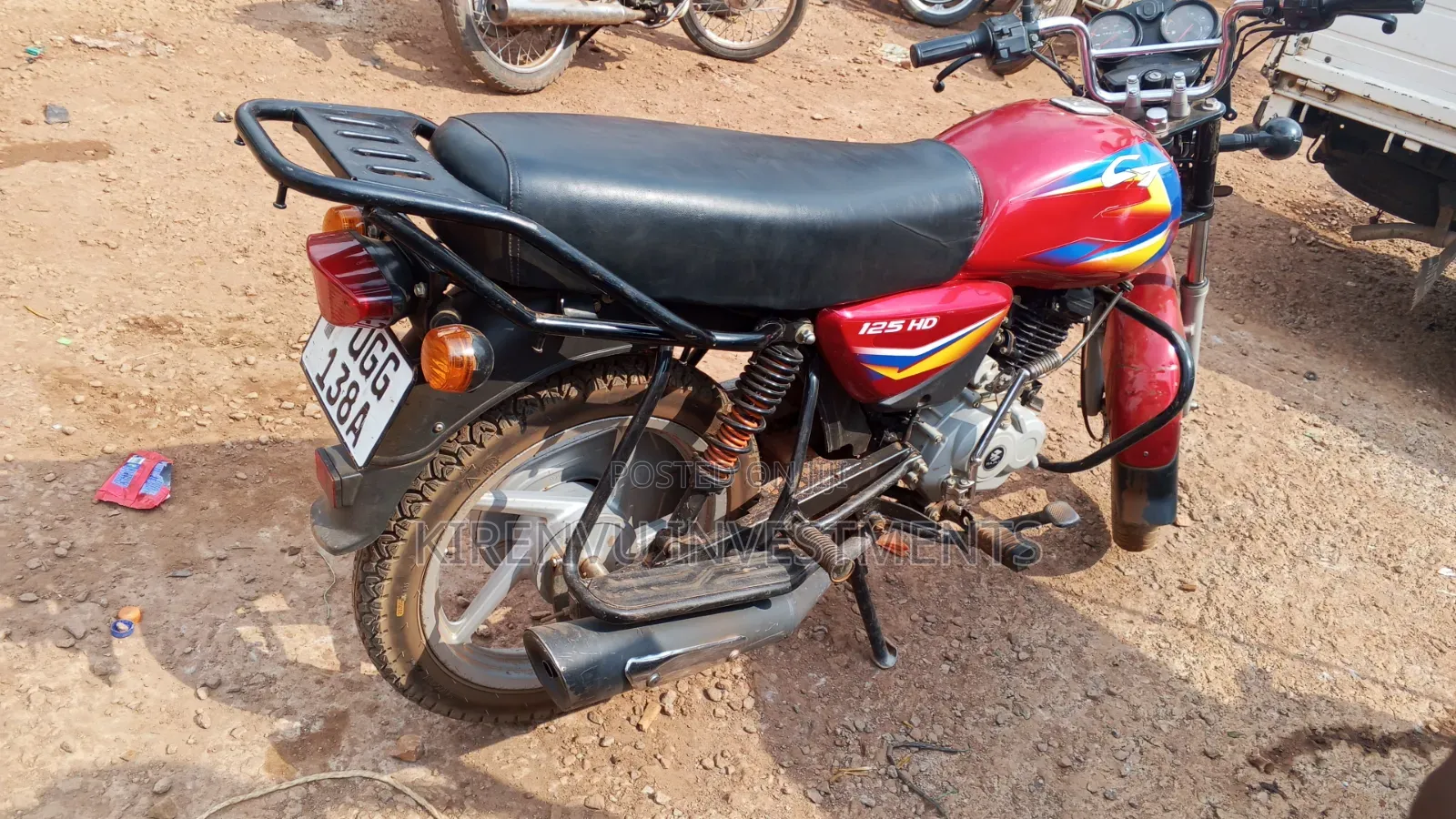 Bajaj Boxer 125 2022 Red