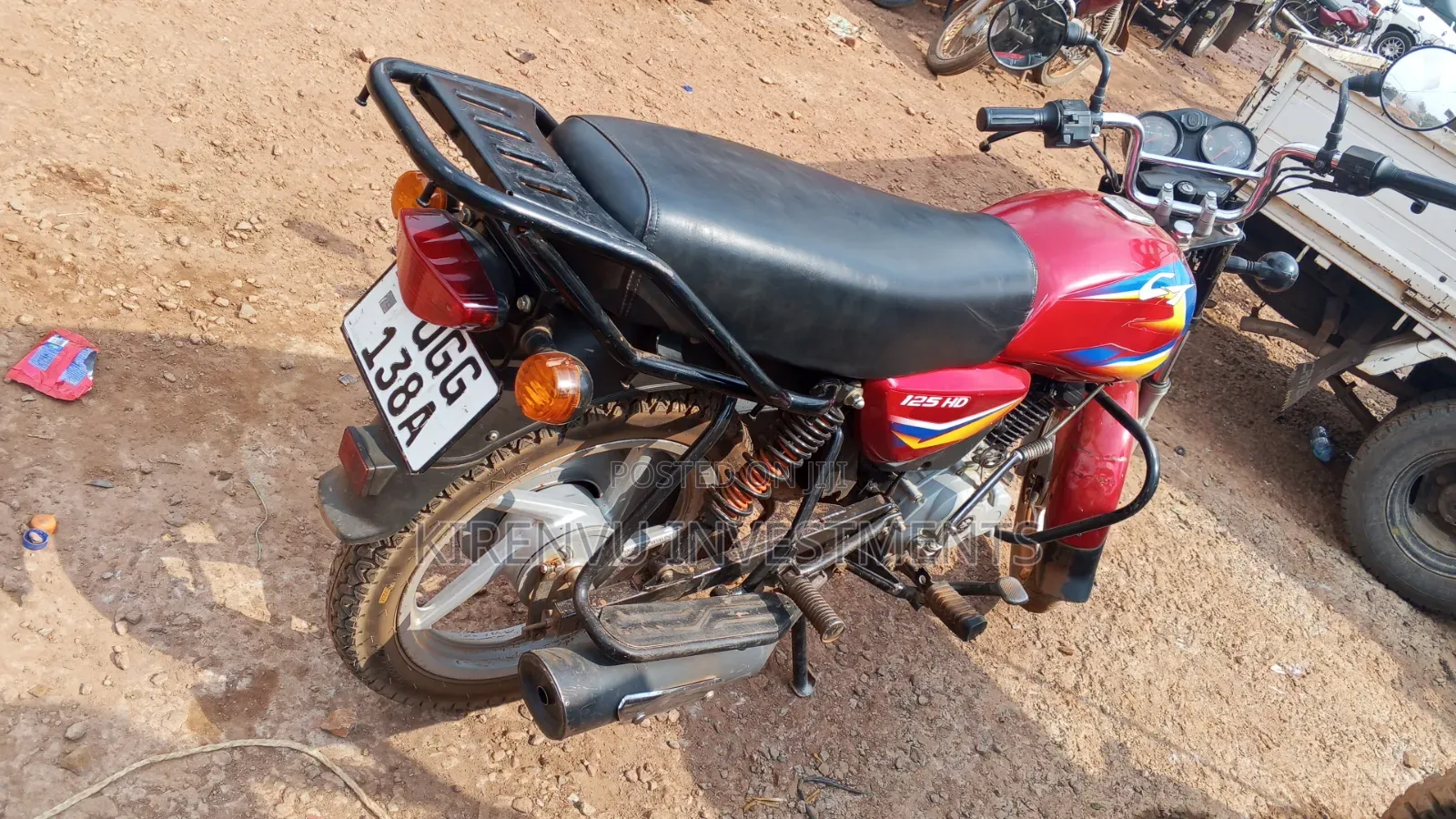 Bajaj Boxer 125 2022 Red