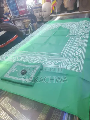 Pocket Prayer Mat With Acampus