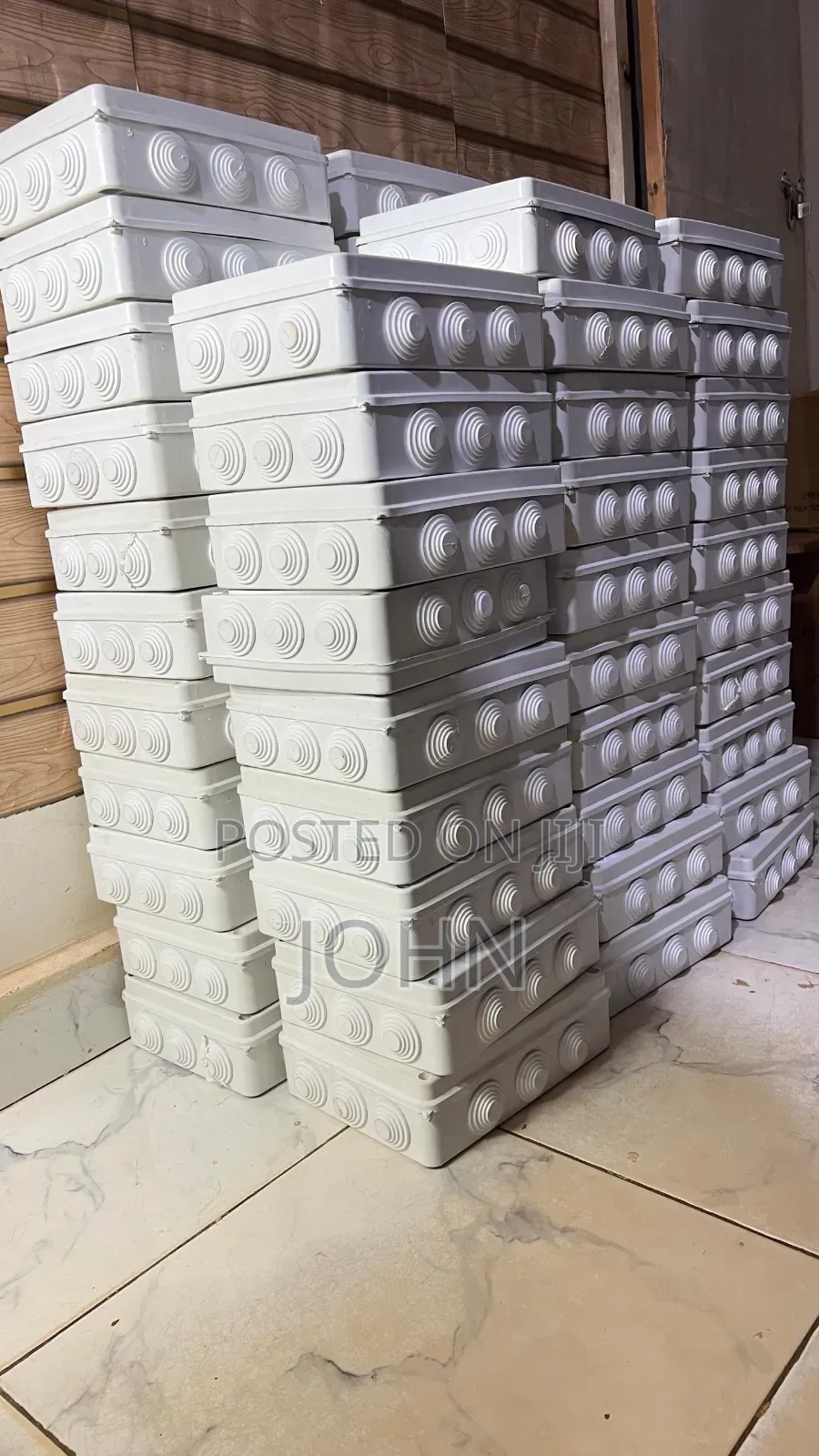 Adaptable Boxes/Junction Boxes