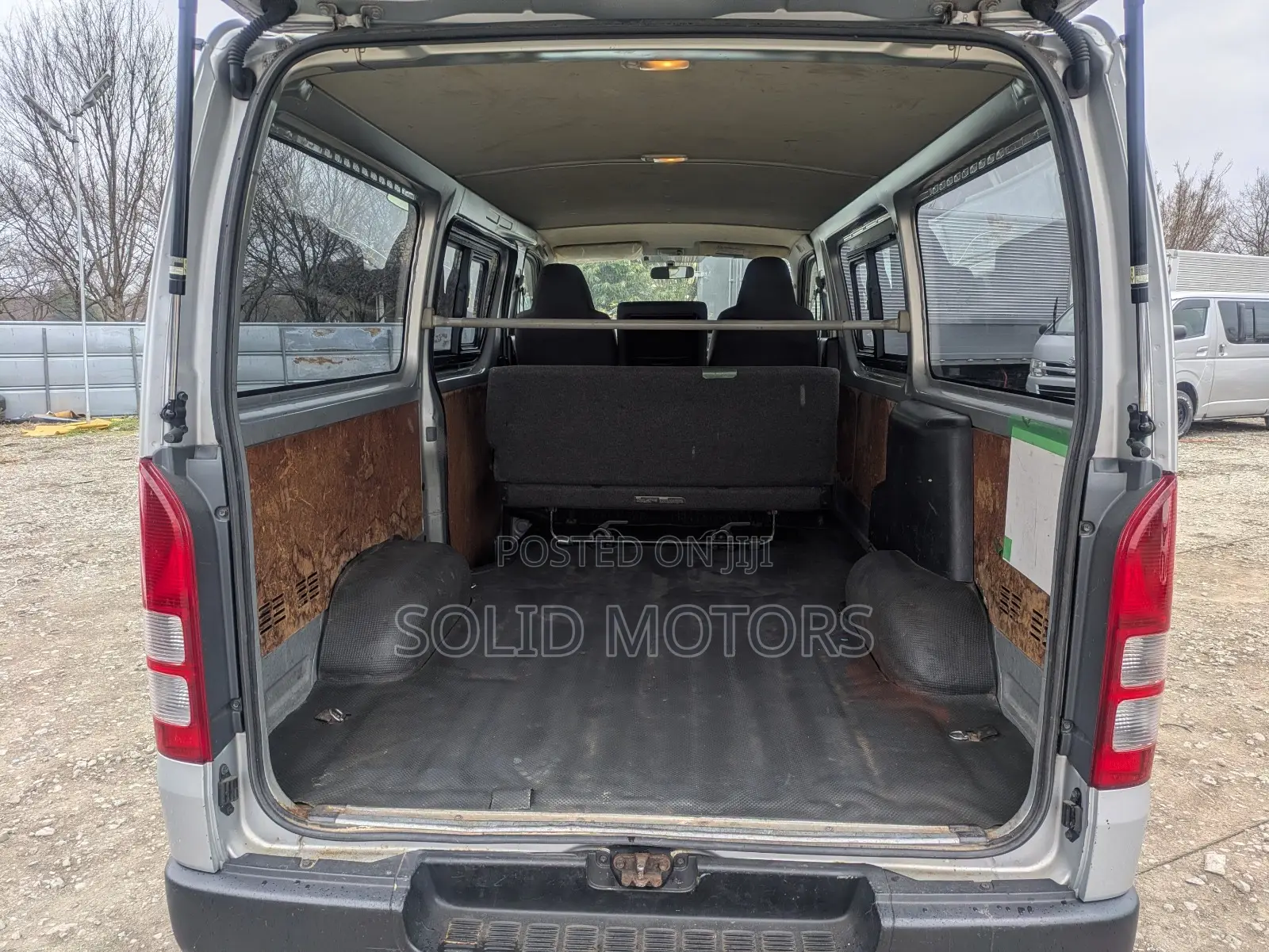 Toyota Fun Cargo 2014 Silver