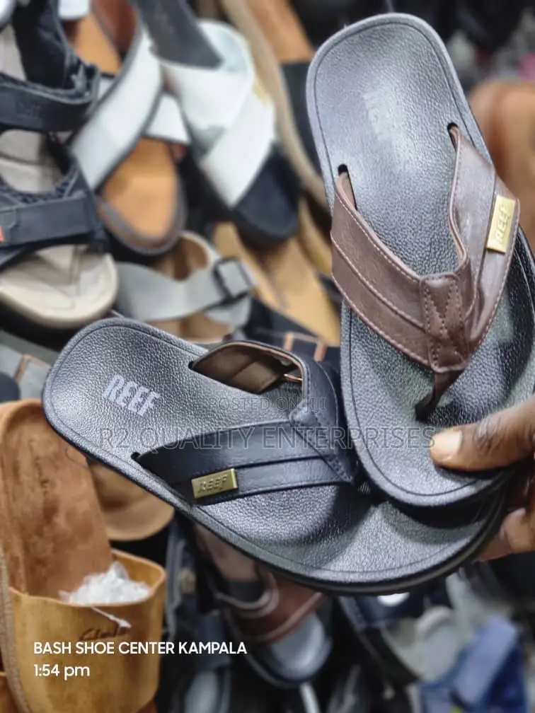 Men Simple Sandals