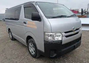 Toyota Fun Cargo 2014 Silver