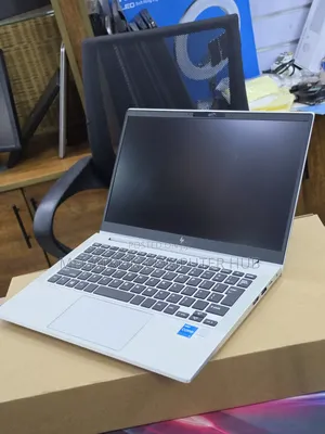 Laptop HP 630 8GB Intel Core i3 SSD 256GB