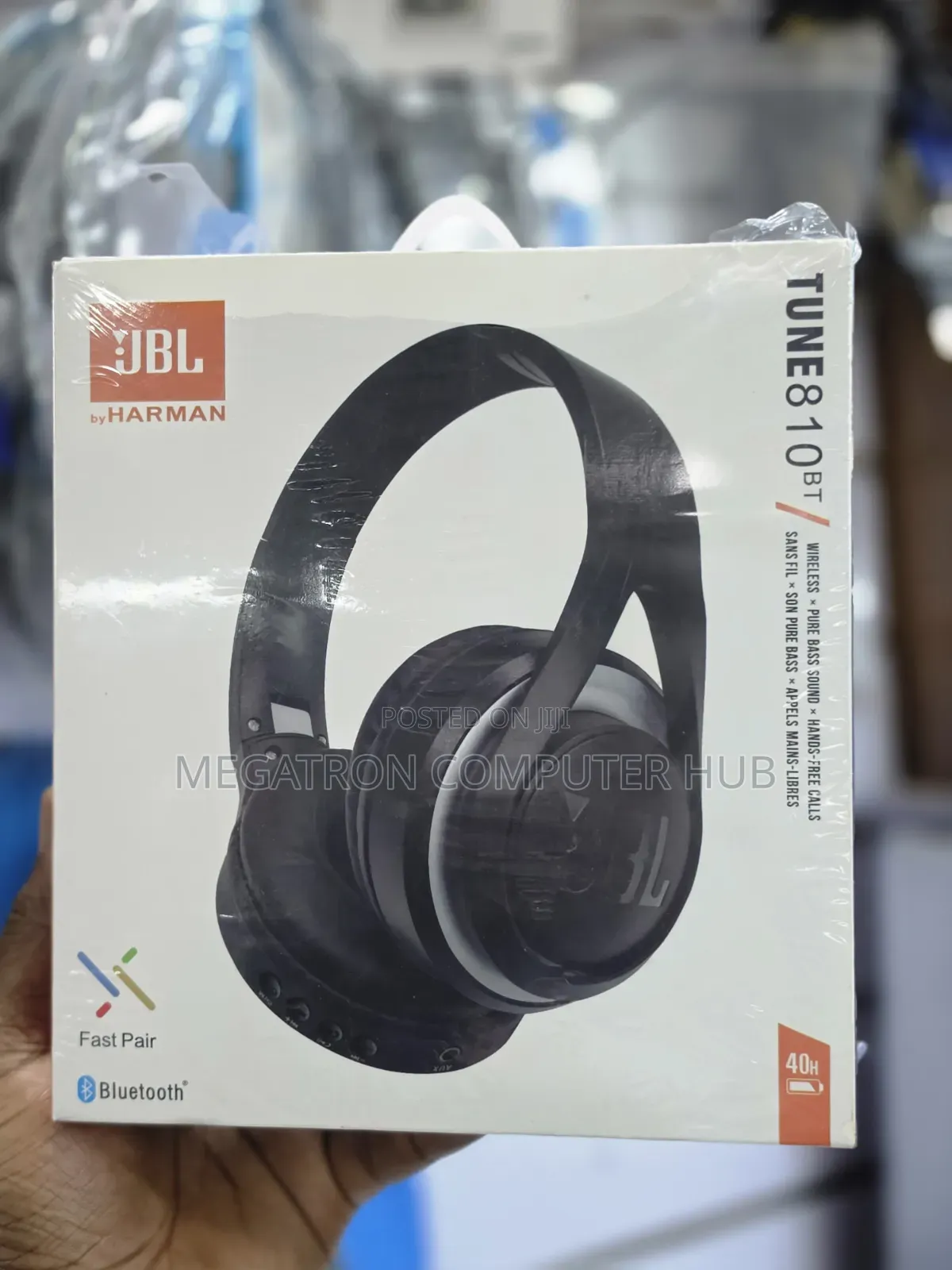 The JBL Tune810bt Wireless Headset