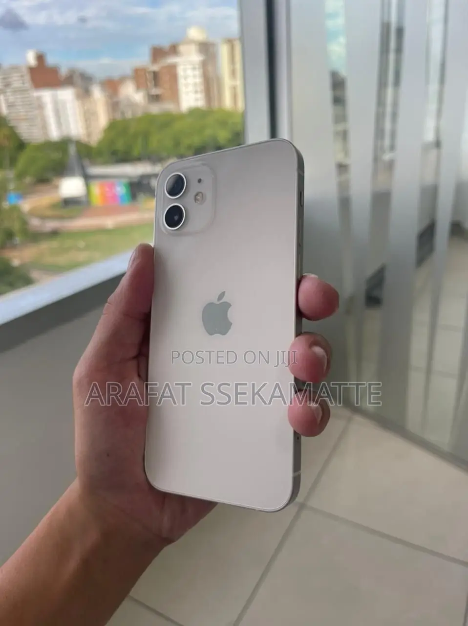 Apple iPhone 12 64 GB White