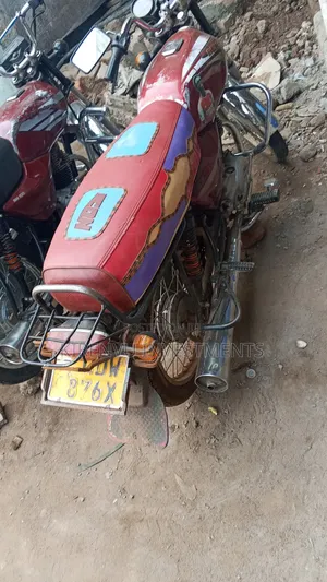 Bajaj Boxer 100 2016 Red