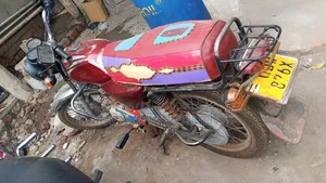 Bajaj Boxer 100 2016 Red
